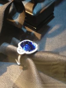 Crivelli anello zaffiri e diamanti