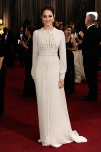 Shailene Woodley In Valentino Couture - 2012 Oscars