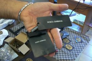 Contraffazione etichette