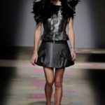 creazione di Giles Deacon courtesy Pitti Immagine 