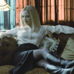 Angelique con la gonna con spacco