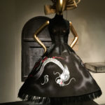 Mostra“China Through the Looking Glass”-Alexander McQueen per Givenchy