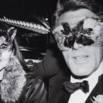 Walter Albini e la maschera Fagiano Reale - L’Uomo Vogue, marzo 1981. Courtesy CSAS